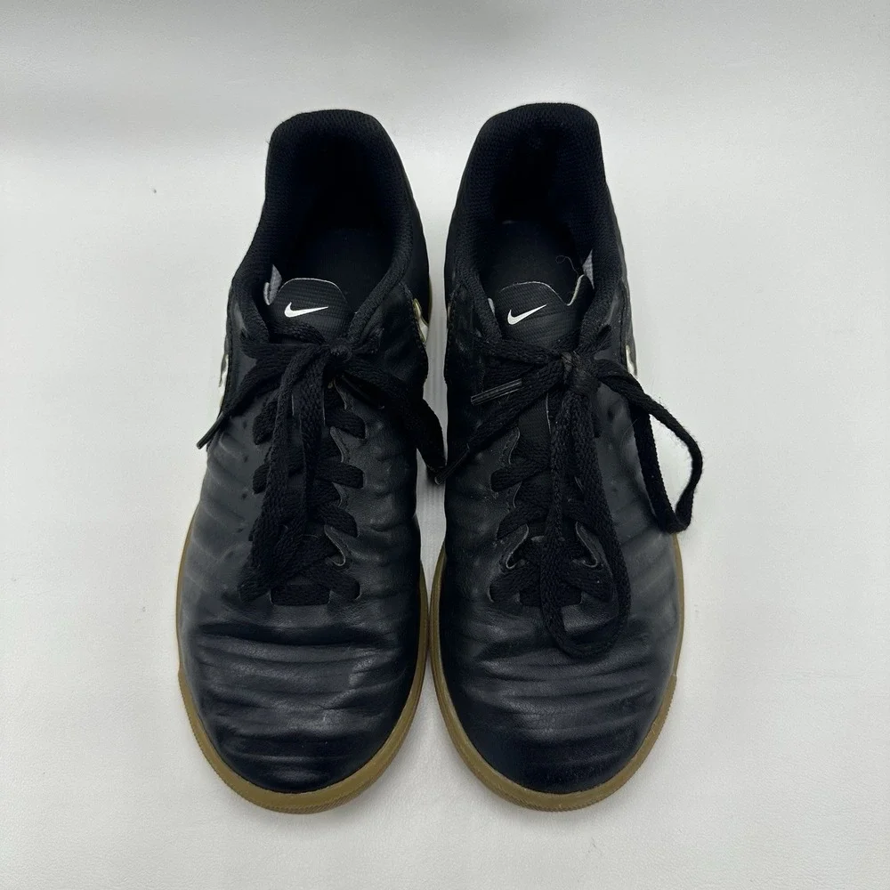 Nike Tiempo X Indoor Soccer Shoes Black/Gold‎ Boys Size 4.5Y 897735-002